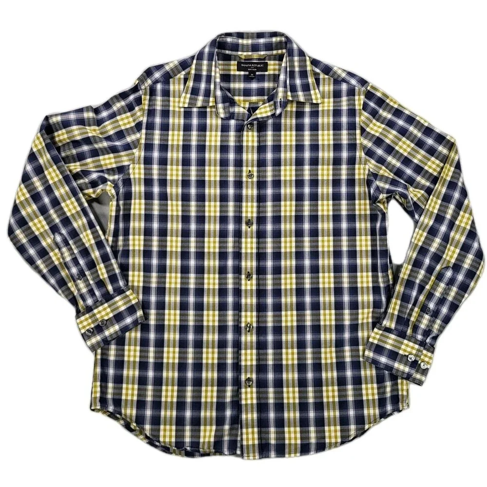 Banana Republic Soft Wash Men’s Size M Plaid Button Down Shirt Navy Olive White